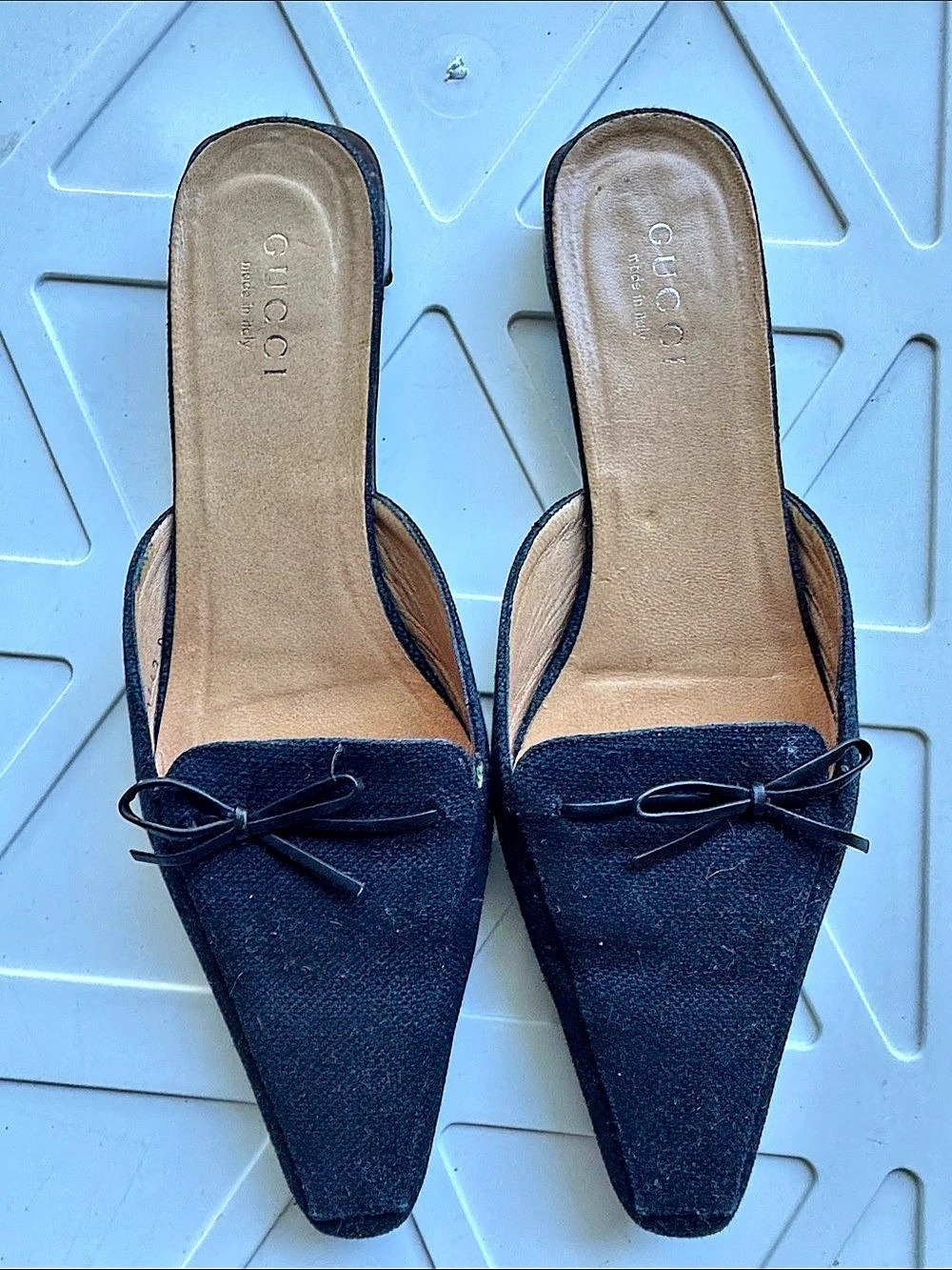 Gucci Black Pointed Toe Bow Mules 10 B
